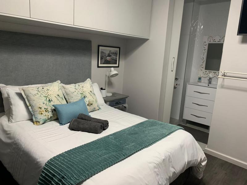 2 Bedroom Property for Sale in Santos Bay Western Cape